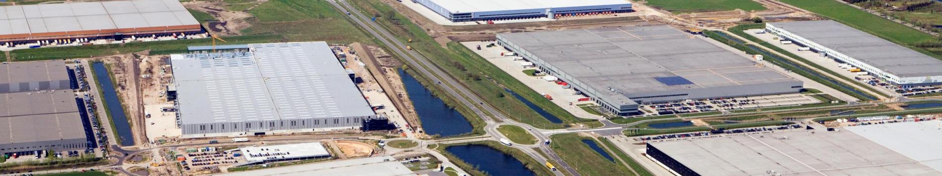 Fiets­vi­a­duct over Green­port­la­ne Ven­lo