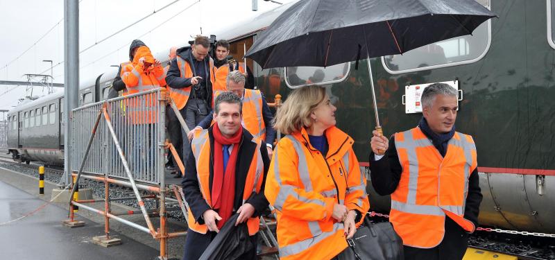 Minister Cora vanNieuwenhuizen levert nieuw spoor Venlo op